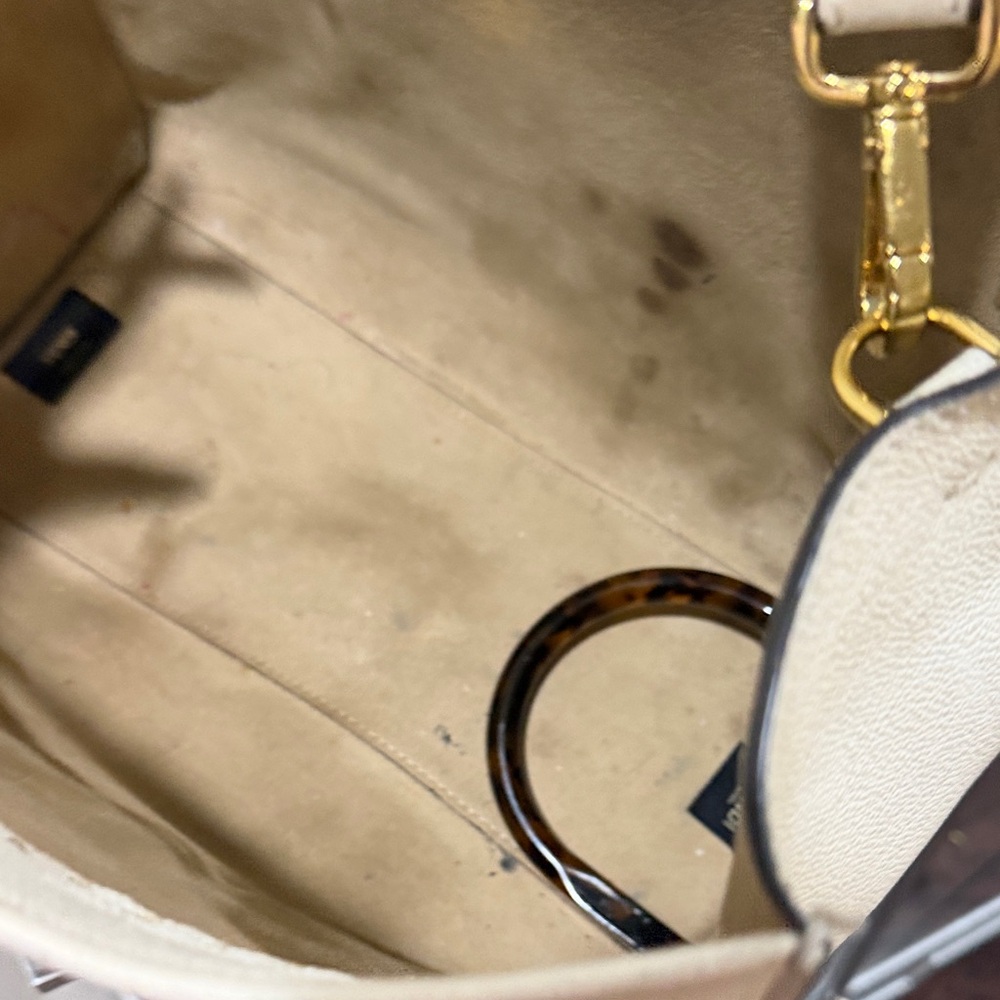 Fendi Cream Leather Tote Bag - Picture 5 of 9